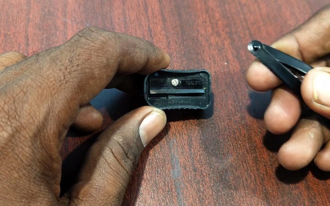 How to Unscrew a Sharpener Without Screwdriver